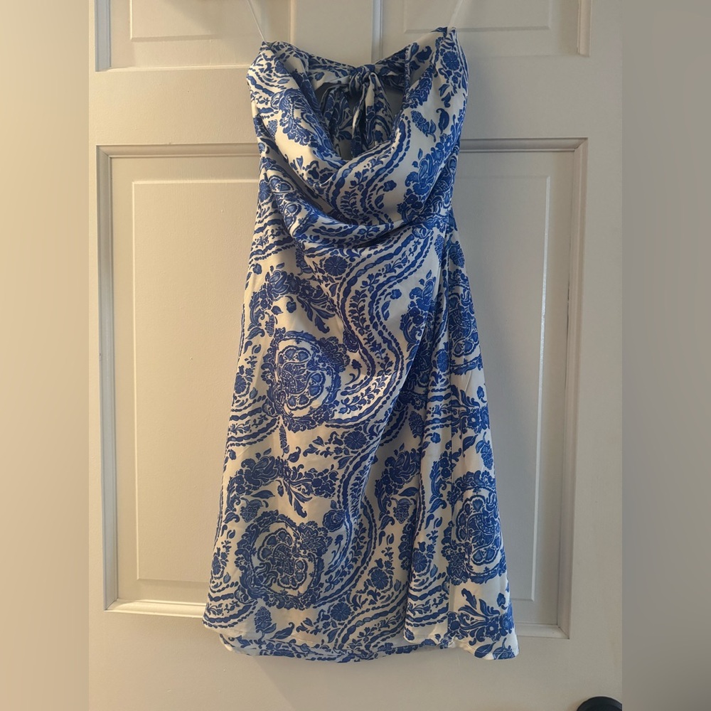 VICI nic strapless open back satin mini dress, NWOT
